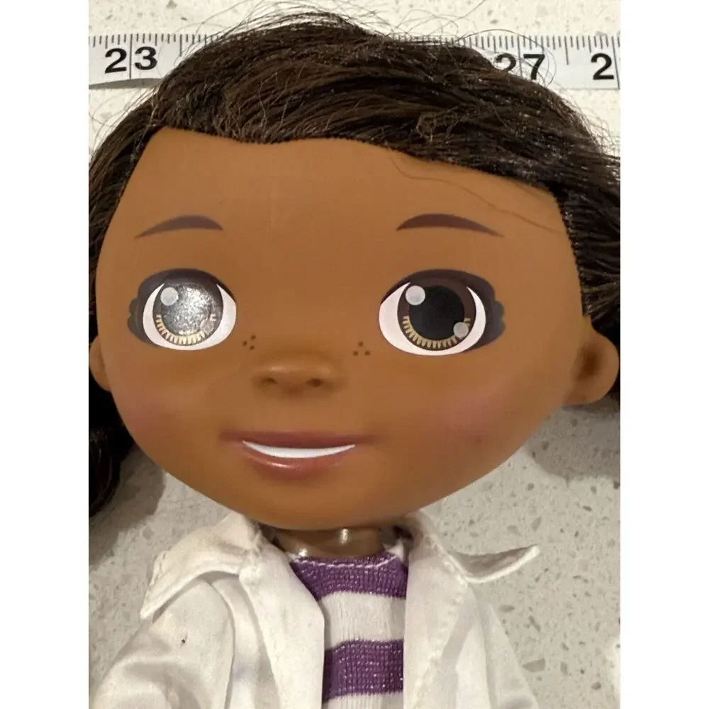 Disney Doc McStuffins‎ Talking Toy Hospital Doctor Doll